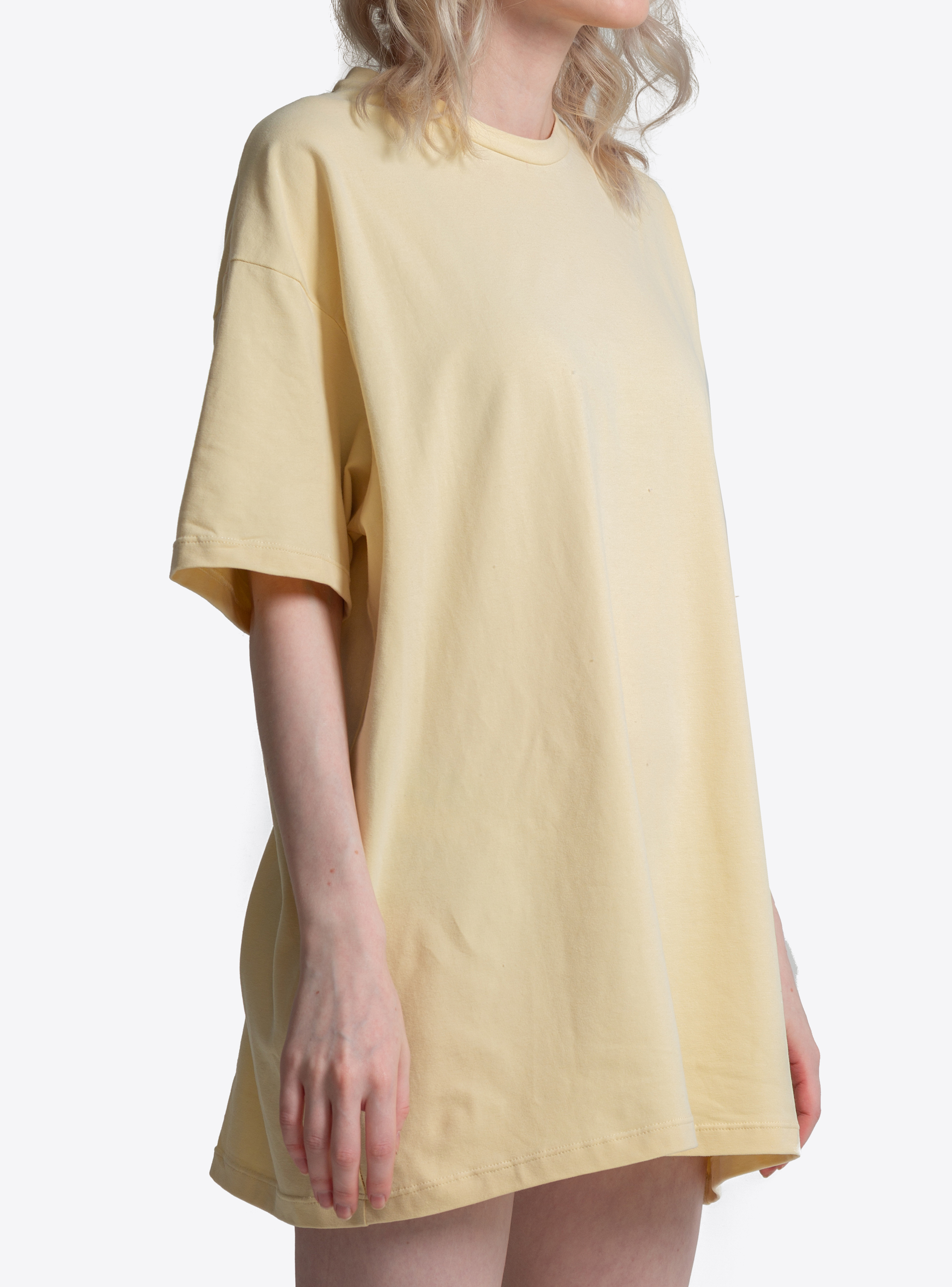 OVERSIZED T-SHIRT