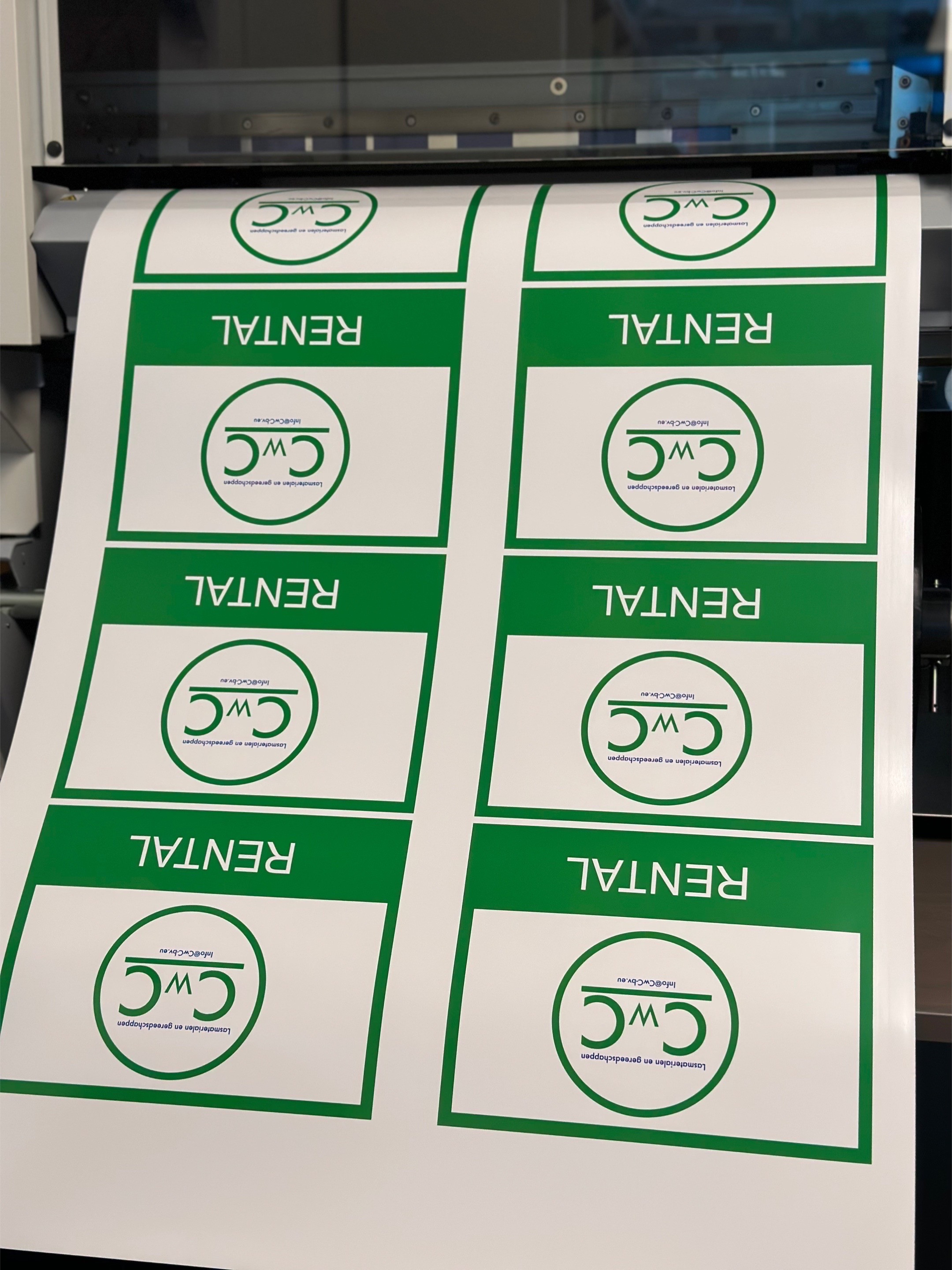 Sticker met eigen ontwerp – Gepersonaliseerd en op maat gemaakt